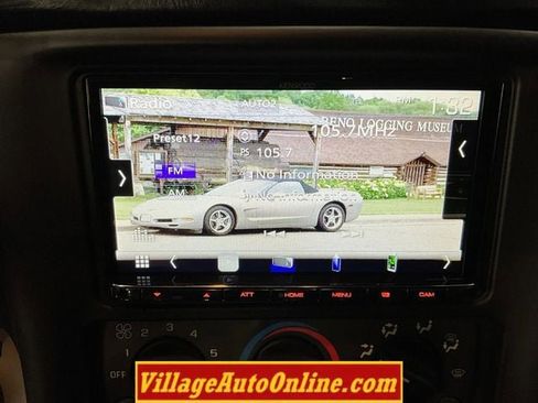 Used 2000 Chevrolet Corvette Convertible image 25