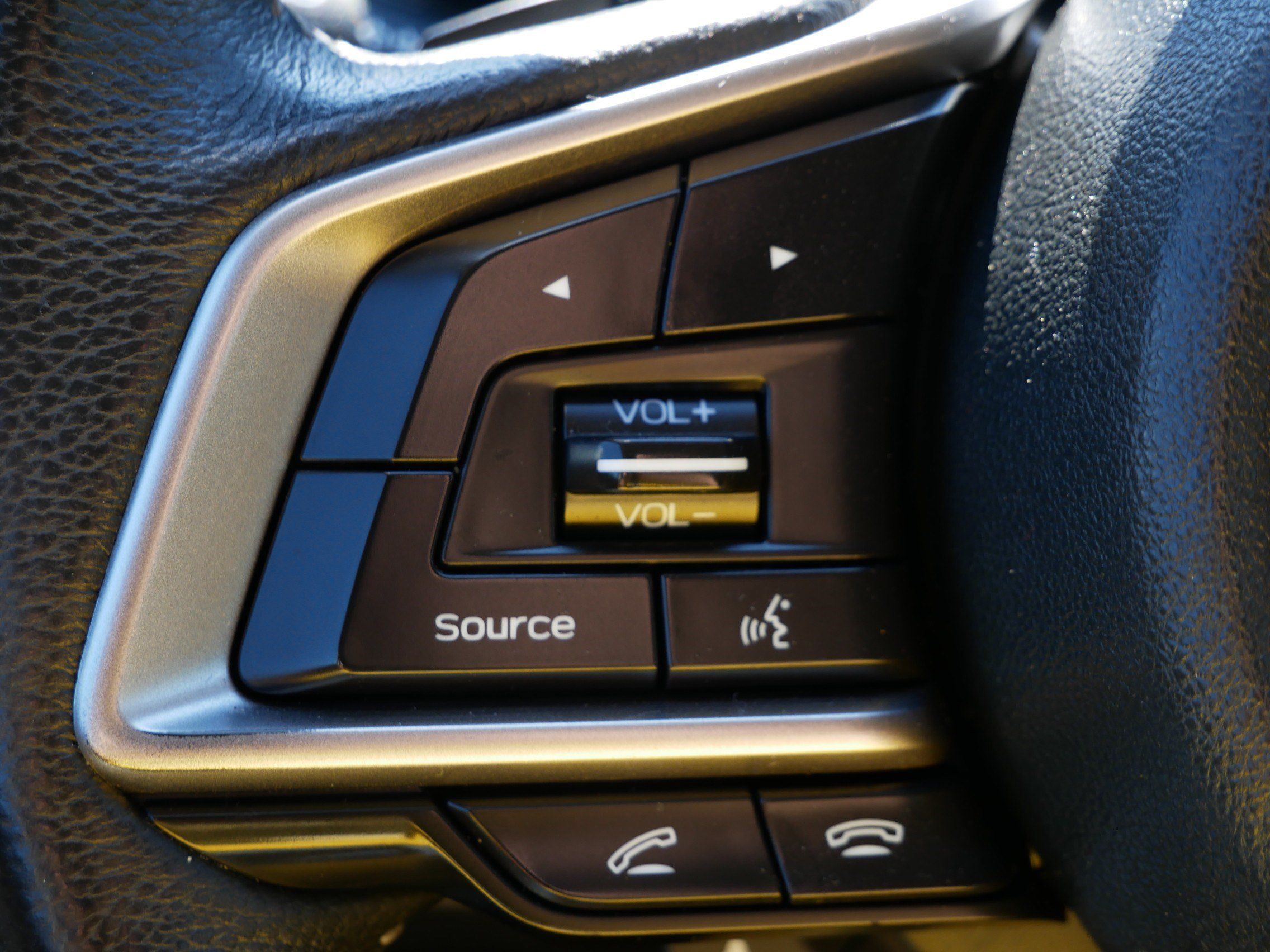 Used 2020 Subaru Ascent Premium w/ Convenience Package AWD/4WD image 27