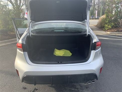 Used 2025 Toyota Corolla SE image 32