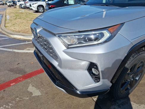 Used 2021 Toyota RAV4 XSE image 10
