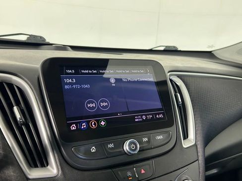 Used 2022 Chevrolet Malibu LS w/ Driver Confidence Package II image 21