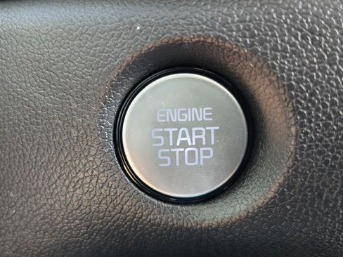 New 2026 Kia Sorento S w/ S Panoramic Sunroof Package image 19