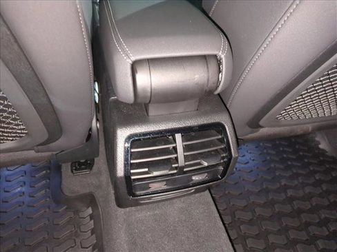 Certified 2025 Audi Q3 2.0T Premium w/ Convenience Package image 22