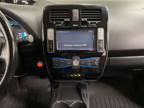 Used 2013 Nissan Leaf SL image 26