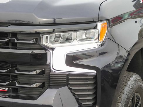 Used 2024 Chevrolet Silverado 1500 LT Trail Boss w/ Convenience Package II image 4