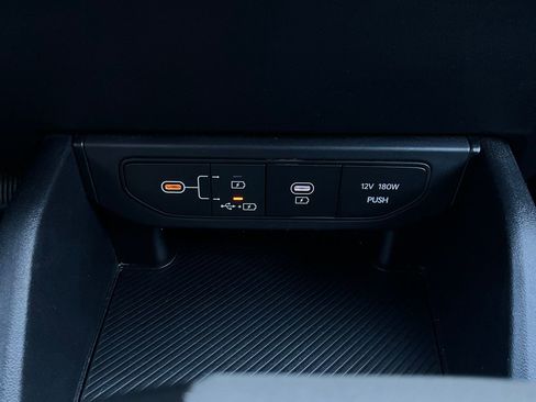 Used 2025 Kia K4 LXS image 26