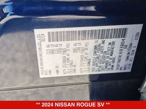 Used 2024 Nissan Rogue SV AWD/4WD image 33
