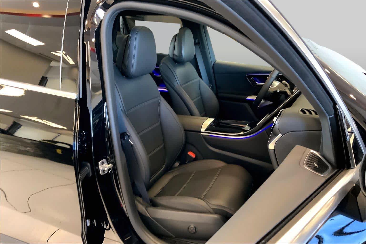 Certified 2025 Mercedes-Benz GLC 300 4MATIC image 8