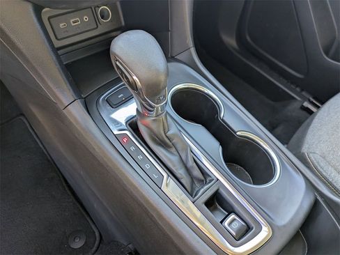 Used 2022 Chevrolet Equinox LT image 20