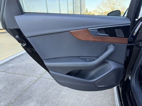 Used 2022 Audi A4 2.0T allroad Premium Plus image 29