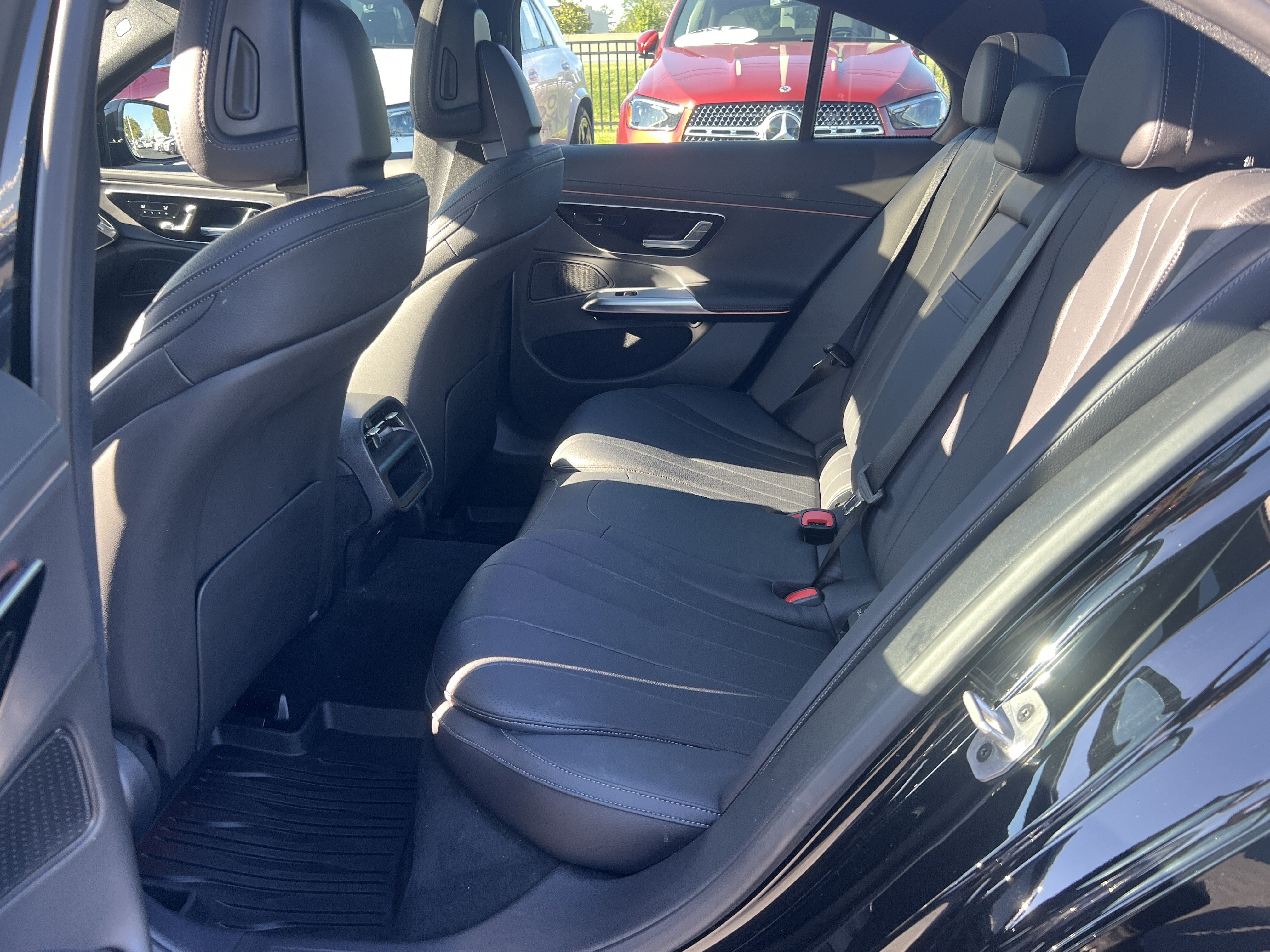 Used 2026 Mercedes-Benz E 350 Sedan image 32