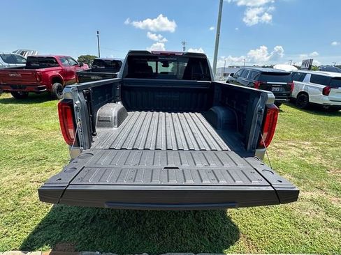 New 2025 GMC Sierra 1500 AT4 w/ AT4 Premium Package image 37