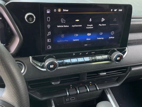 Used 2025 Chevrolet Colorado Trail Boss image 17