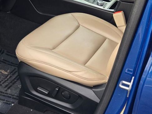 Certified 2023 Ford Explorer XLT w/ Equipment Group 202A image 26