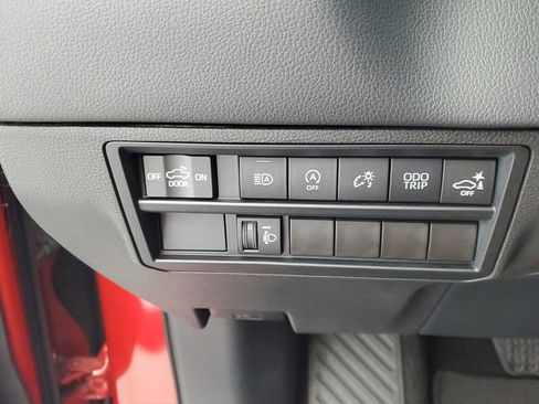 Used 2022 Toyota Tundra Limited image 32