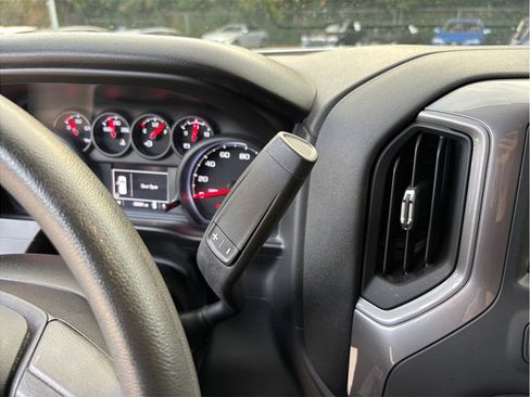 Used 2021 Chevrolet Silverado 1500 W/T w/ WT Value Package image 29