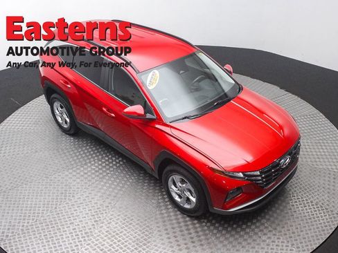 Used 2022 Hyundai Tucson SEL w/ Cargo Package AWD/4WD image 3