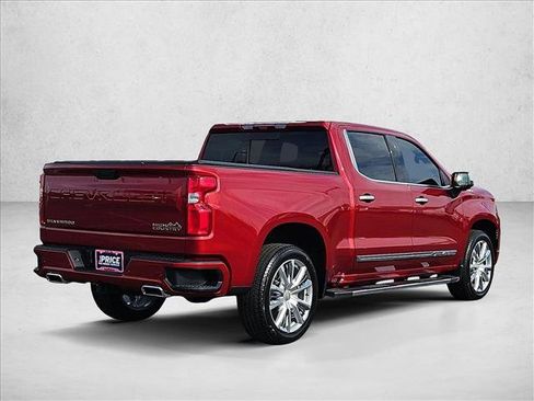 Used 2025 Chevrolet Silverado 1500 High Country w/ High Country Premium Package image 5