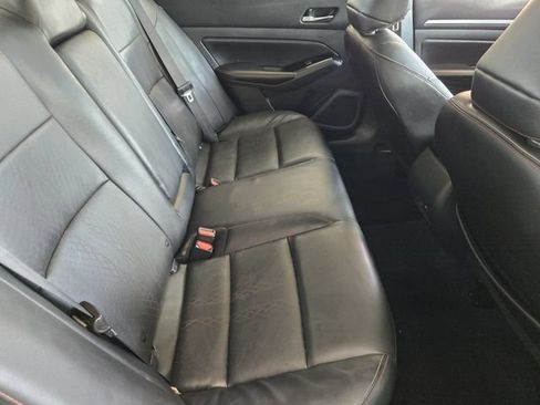 Used 2025 Nissan Altima 2.5 SR w/ SR Premium Package FWD image 33