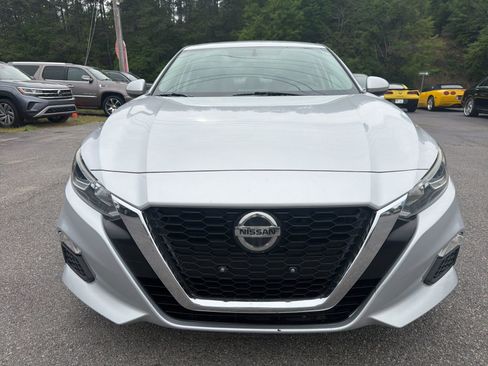 Used 2020 Nissan Altima 2.5 S image 2