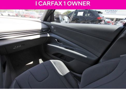 Certified 2025 Hyundai Elantra Sport FWD image 11