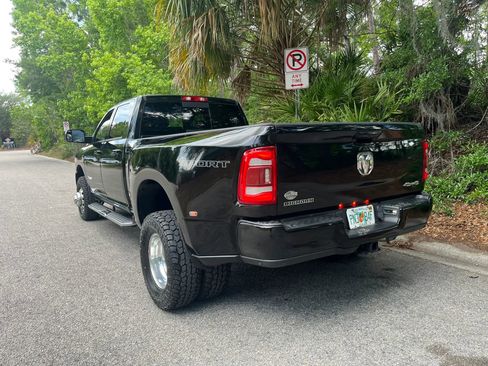 Used 2021 RAM 3500 Big Horn w/ Level B Equipment Group AWD/4WD image 9