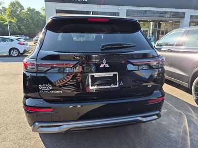 New 2026 Mitsubishi Outlander SE