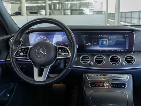 Used 2019 Mercedes-Benz E 300 image 18