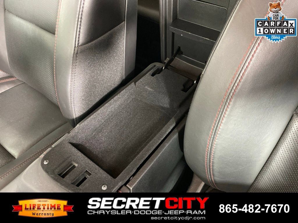 Used 2025 Dodge Durango GT AWD/4WD image 24