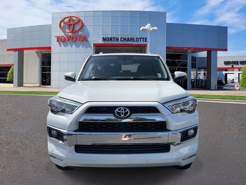 Used 2019 Toyota 4Runner Limited AWD/4WD image 2