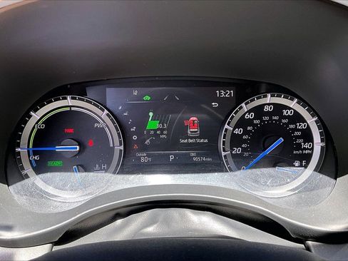 Used 2021 Toyota Highlander XLE AWD/4WD image 12