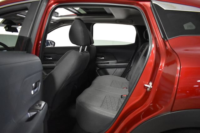 Certified 2025 Nissan Kicks SV w/ SV Premium Package AWD/4WD image 26