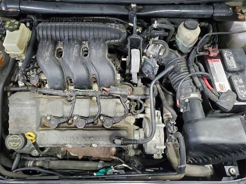 Used 2005 Mercury Montego Premier image 27