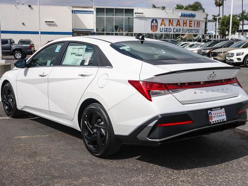 New 2026 Hyundai Elantra SEL Sport Premium image 8
