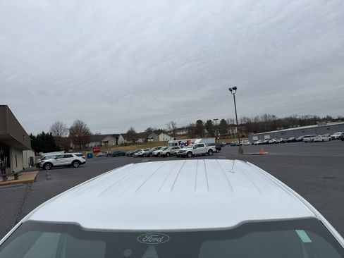 Used 2021 Ford F150 XLT w/ Equipment Group 302A High image 9