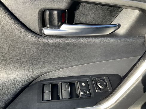Used 2019 Toyota RAV4 XSE image 30