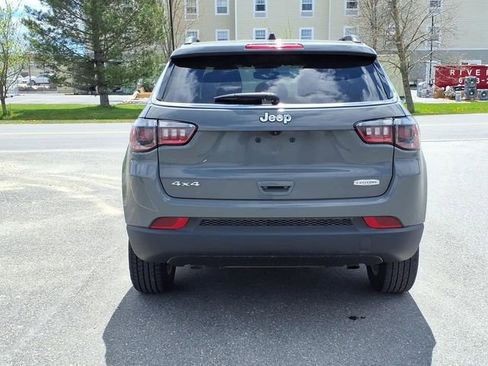 Used 2024 Jeep Compass Latitude AWD/4WD image 6