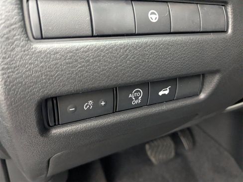 New 2026 Nissan Rogue SV FWD image 15