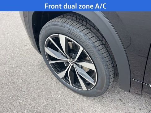 New 2026 Volkswagen Atlas SEL Premium R-Line image 5