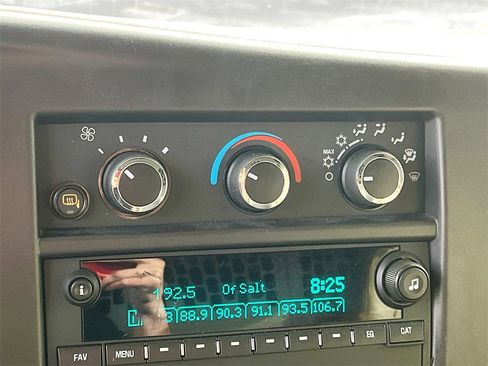 Used 2024 Chevrolet Express 2500 w/ Driver Convenience Package image 14