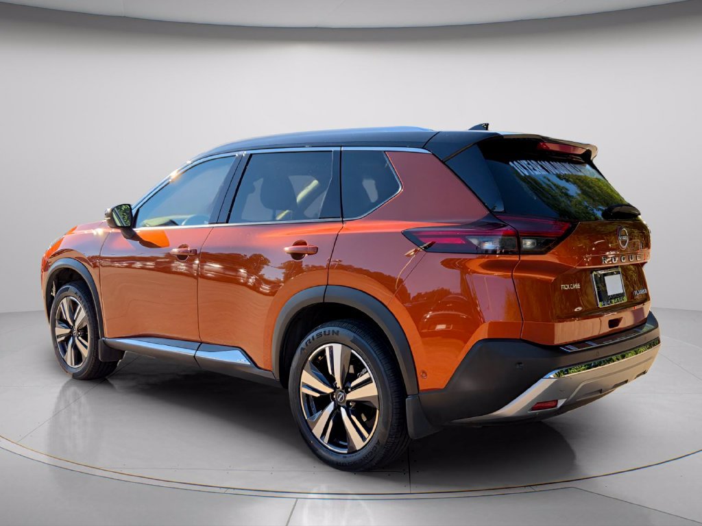 Used 2022 Nissan Rogue Platinum w/ Head-Up Display Package FWD image 6