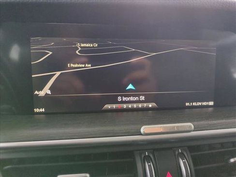 Used 2018 Alfa Romeo Stelvio Ti Sport image 11