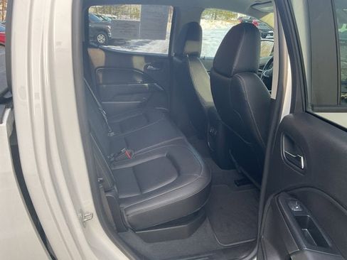 Used 2021 Chevrolet Colorado LT w/ Luxury Package image 30