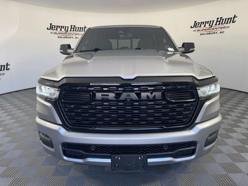 Used 2025 RAM 1500 Big Horn AWD/4WD image 5