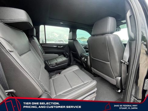 Used 2024 GMC Yukon XL Denali AWD/4WD image 19