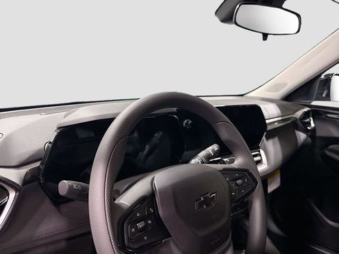 New 2026 Chevrolet TrailBlazer LT w/ Midnight Edition AWD/4WD image 12