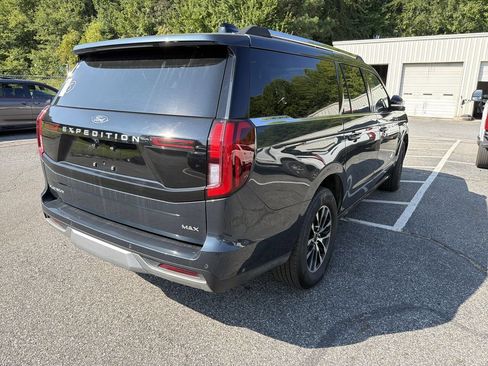 Used 2025 Ford Expedition Max Platinum AWD/4WD image 13