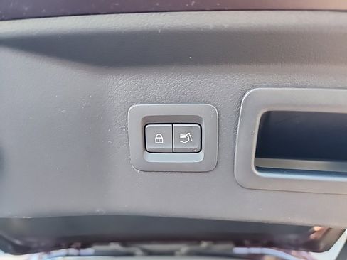 Certified 2025 MAZDA CX-90 3.3 Turbo S w/ Premium Package image 12