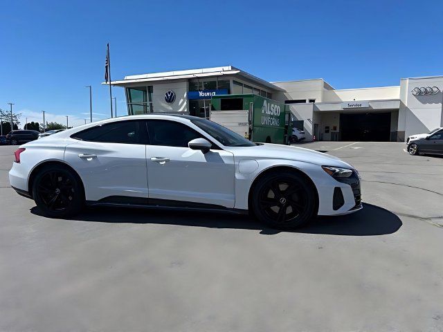 Used 2023 Audi e-tron GT Premium Plus AWD/4WD image 3