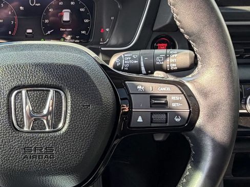 Used 2023 Honda Pilot Elite image 43